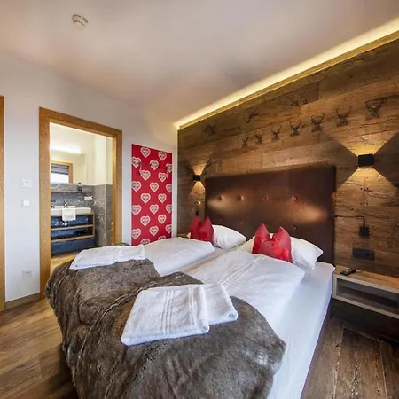 Chalet Chalet In Neukirchen Near Ski Lift *