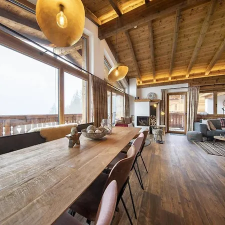 Chalet Chalet In Neukirchen Near Ski Lift Neukirchen am Grossvenediger