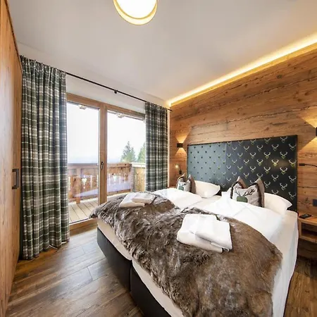 Chalet In Neukirchen Near Ski Lift * Neukirchen am Grossvenediger